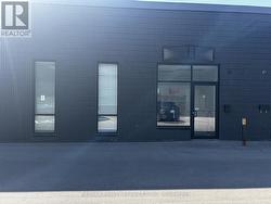 B2 - 311 BOWES ROAD Vaughan, ON L4K 1J1