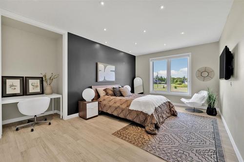 1421 Loudoun Road, Winnipeg, MB - Indoor Photo Showing Bedroom