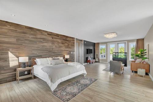 1421 Loudoun Road, Winnipeg, MB - Indoor