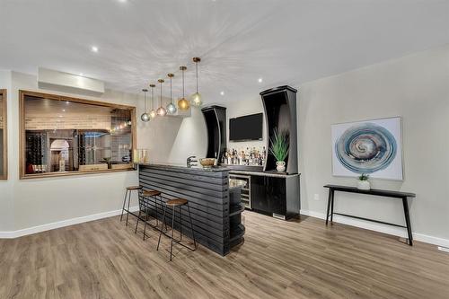 1421 Loudoun Road, Winnipeg, MB - Indoor