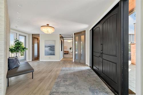 1421 Loudoun Road, Winnipeg, MB - Indoor Photo Showing Other Room