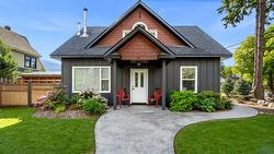 98 2nd Avenue Nakusp, BC V0G 1R0