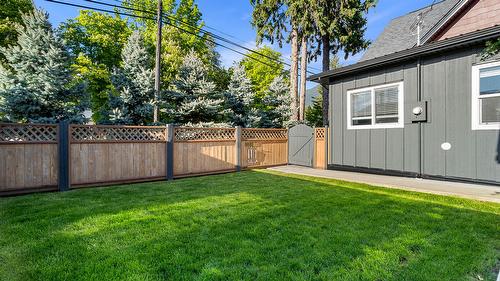 98 2Nd Avenue, Nakusp, BC - Outdoor