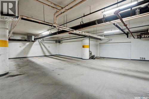 2160 424 Spadina Crescent E, Saskatoon, SK - Indoor Photo Showing Garage