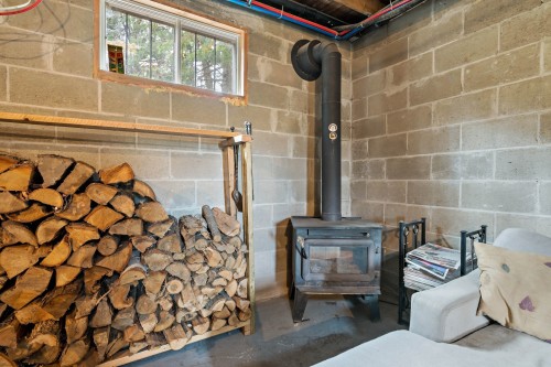 Salon - 1078 Ch. Du Lac-Chaud, La Macaza, QC - Indoor Photo Showing Other Room