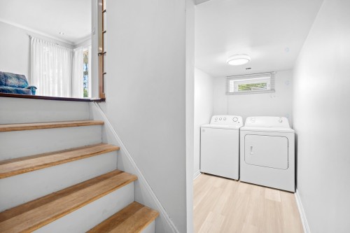 Escalier - 42 Rue Gaudreault, Repentigny (Repentigny), QC - Indoor Photo Showing Laundry Room