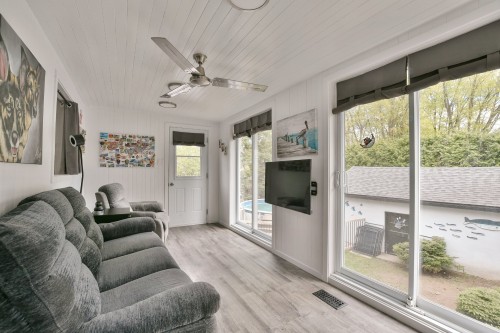 Salon - 574  - A Ch. Du Bois, Laval (Sainte-Dorothée), QC - Indoor Photo Showing Other Room