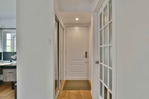 Hall d'entrée/Vestibule - 574  - A Ch. Du Bois, Laval (Sainte-Dorothée), QC - Indoor Photo Showing Other Room