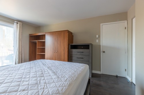 Chambre à coucher principale - 5-1431 Rue Notre-Dame O., Montréal (Ville-Marie), QC - Indoor Photo Showing Bedroom