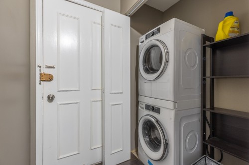 Salle de lavage - 5-1431 Rue Notre-Dame O., Montréal (Ville-Marie), QC - Indoor Photo Showing Laundry Room
