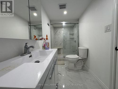 #Basement - 6 Bailey Crescent, Aurora, ON - Indoor Photo Showing Bathroom