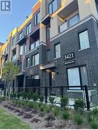 10 - 3421 RIDGEWAY DRIVE Mississauga, ON L5L 0C1