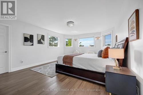 5315 Huntingfield Drive, Mississauga, ON - Indoor Photo Showing Bedroom