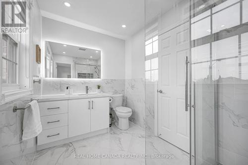 5315 Huntingfield Drive, Mississauga, ON - Indoor Photo Showing Bathroom