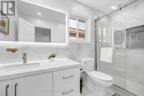 5315 Huntingfield Drive, Mississauga, ON - Indoor Photo Showing Bathroom