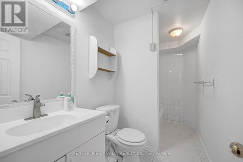 5315 Huntingfield Drive, Mississauga, ON - Indoor Photo Showing Bathroom