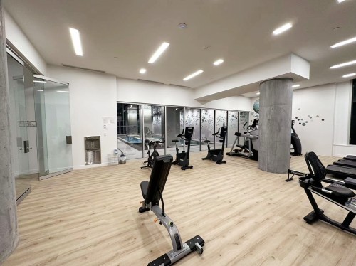 Exercise Room - 1901-1020 Rue De La Montagne, Montréal (Ville-Marie), QC - Indoor Photo Showing Gym Room