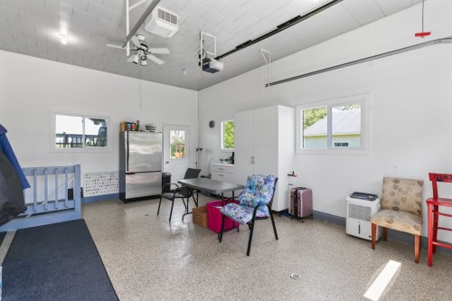 Garage - 106 Rue Céline, Saint-Chrysostome, QC - Indoor