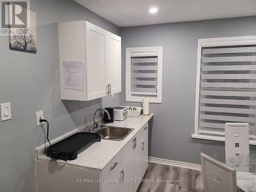 Common kitchen 1 OF 2 - 474 Somerset Street W, Ottawa, ON 