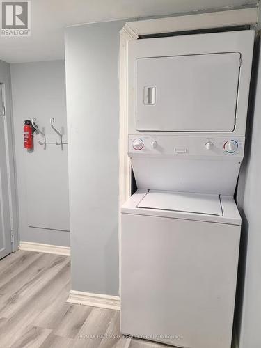 Common laundry - 474 Somerset Street W, Ottawa, ON 