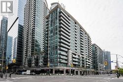 1810 - 51 LOWER SIMCOE STREET Toronto, ON M5J 3A2