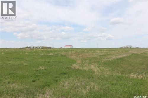 665 Service Road N, Central Butte, SK 