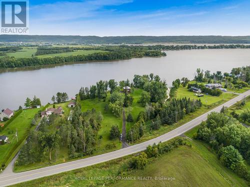 SEE NO NEIGHBORS HEAR NO NEIGHBORS - 2970 Bay Road, Champlain, ON 
