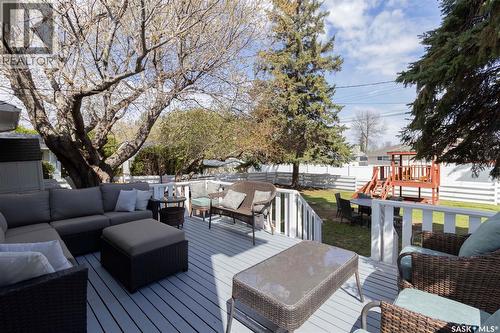 1515 Hilliard Street E, Saskatoon, SK - Outdoor With Deck Patio Veranda