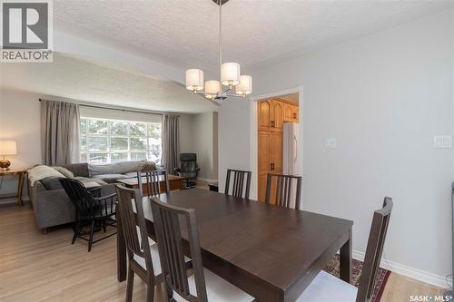 1515 Hilliard Street E, Saskatoon, SK - Indoor Photo Showing Dining Room
