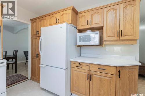 1515 Hilliard Street E, Saskatoon, SK - Indoor Photo Showing Kitchen