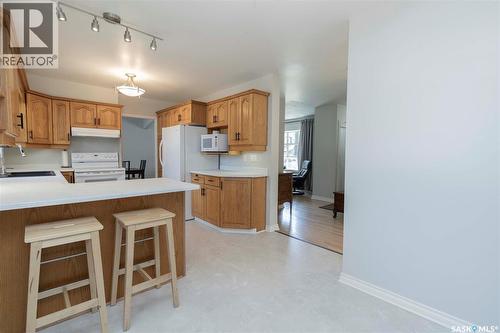 1515 Hilliard Street E, Saskatoon, SK - Indoor Photo Showing Kitchen