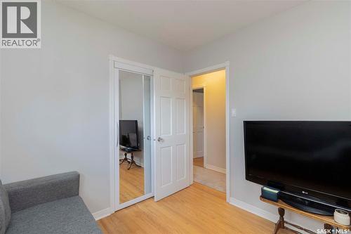 1515 Hilliard Street E, Saskatoon, SK - Indoor