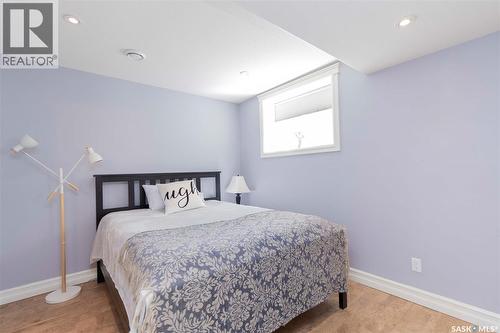 1515 Hilliard Street E, Saskatoon, SK - Indoor Photo Showing Bedroom