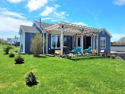 83 South Street Lockeport, NS B0T 1L0