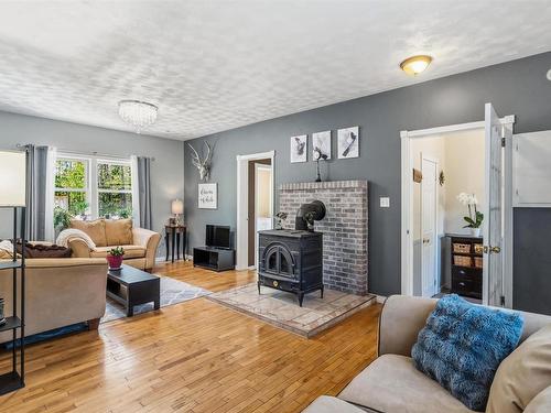 2410 Loretta Avenue, Coldbrook, NS 
