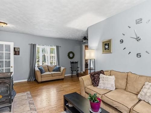 2410 Loretta Avenue, Coldbrook, NS 