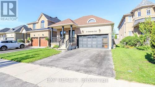 10 WESTMINSTER CIRCLE  Barrie, ON L4M 0A3