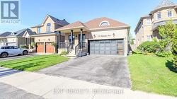 10 WESTMINSTER CIRCLE Barrie, ON L4M 0A3