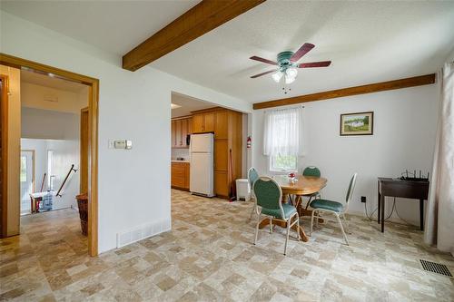 1 Fourth Street, Emerson, MB - Indoor Photo Showing Dining Room