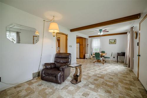1 Fourth Street, Emerson, MB - Indoor