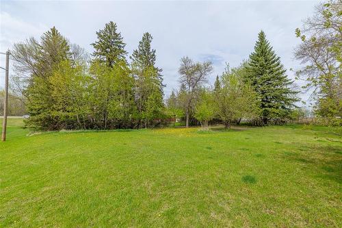 1 Fourth Street, Emerson, MB - Outdoor