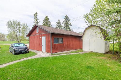 1 Fourth Street, Emerson, MB - Outdoor With Exterior