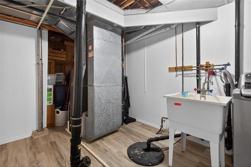23 Hyatt Place, Winnipeg, MB - Indoor Photo Showing Basement