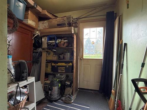 221 Fourth Street, Reston, MB - Indoor