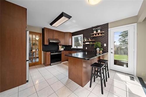 138 Westchester Dr, Winnipeg, MB 