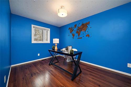 138 Westchester Dr, Winnipeg, MB 
