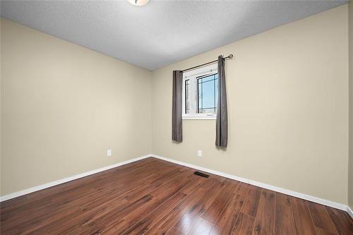 138 Westchester Dr, Winnipeg, MB 