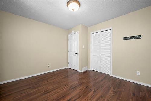 138 Westchester Dr, Winnipeg, MB 