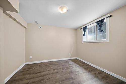138 Westchester Dr, Winnipeg, MB 