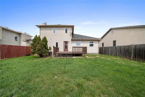 138 Westchester Dr, Winnipeg, MB 